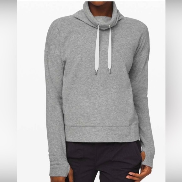 lululemon athletica Sweaters - LULULEMON fleece sweatshirt
